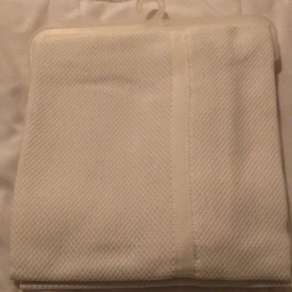 Window Valance - Picture 3 of 4